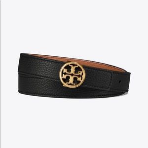 Tory Burch 1” reversible logo belt